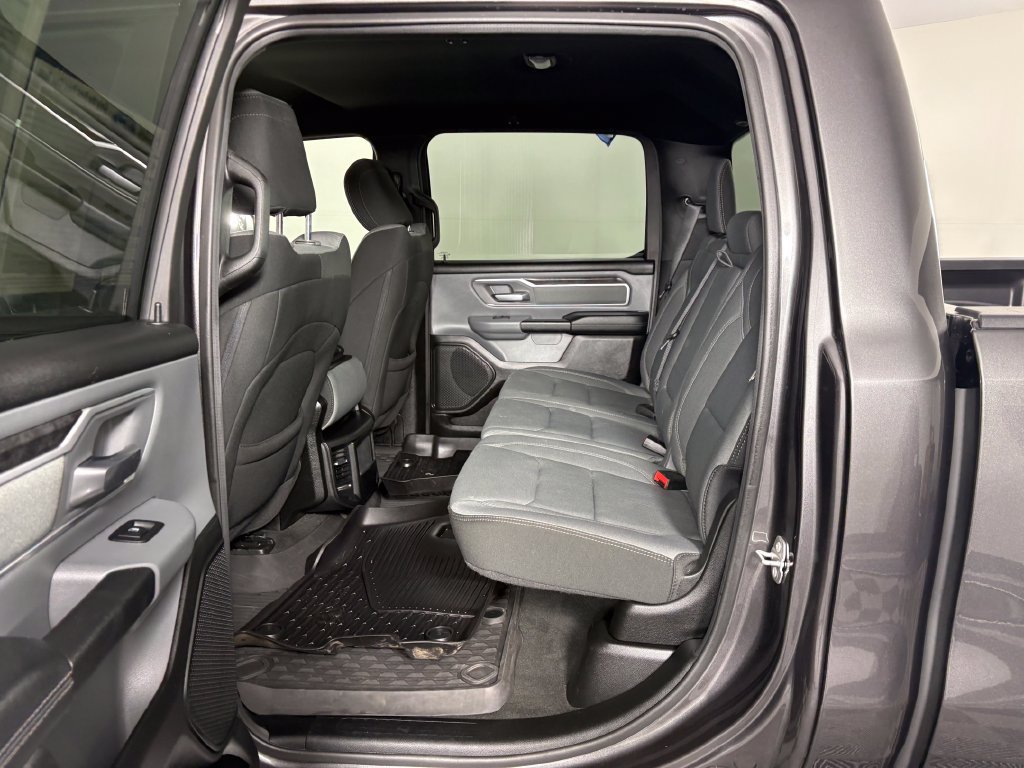 Used 2022 RAM 1500 Big Horn AWD/4WD image 28