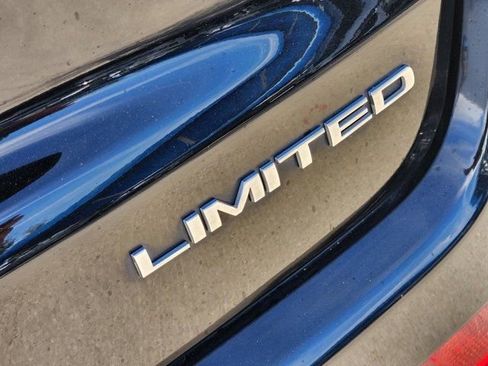 Used 2022 Jeep Compass Limited w/ Elite Group image 9