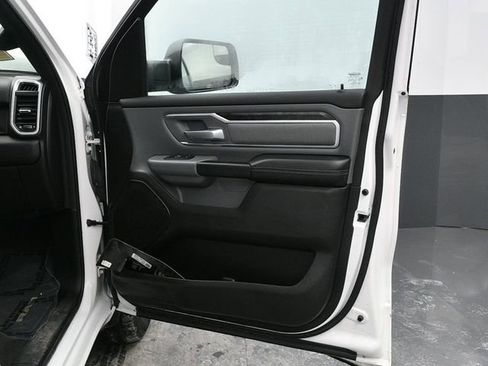 Used 2021 RAM 1500 Big Horn image 9