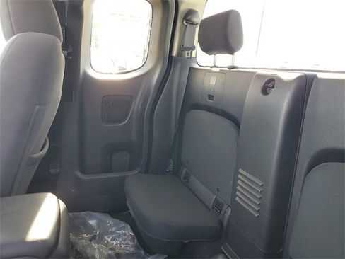 Used 2022 Nissan Frontier S image 12