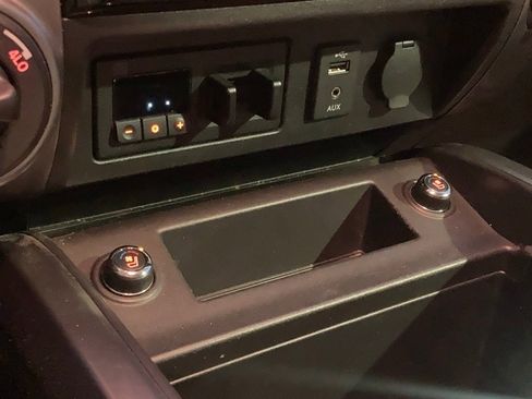 Used 2018 Nissan Titan Platinum Reserve w/ Platinum Utility Package image 25