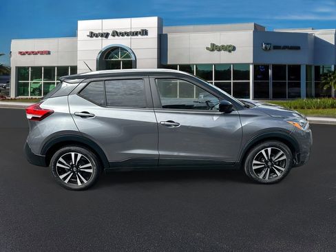 Used 2019 Nissan Kicks SV w/ Interior Electronics Package image 9