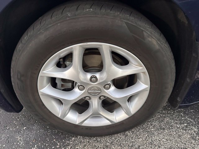 Used 2017 Chrysler Pacifica Touring-L Plus w/ Advanced Safetytec Group FWD image 7