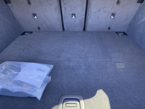 Used 2026 BMW X5 xDrive50e w/ M Sport Package image 35