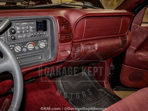 Used 1995 GMC Sierra 1500 SLE image 91