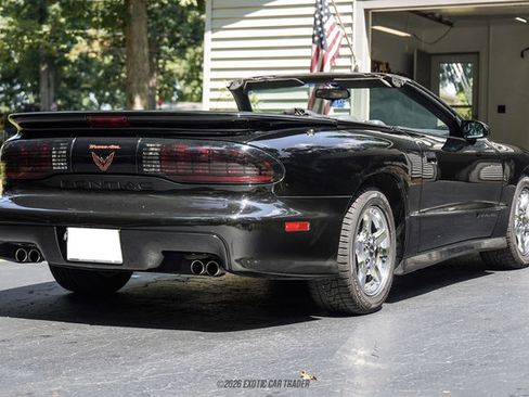 Used 1996 Pontiac Firebird Trans Am RWD image 8