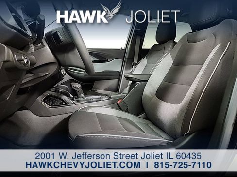 Used 2023 Chevrolet TrailBlazer LT w/ Convenience Package FWD image 10