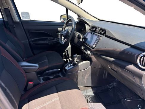 Used 2024 Nissan Versa SR FWD image 20