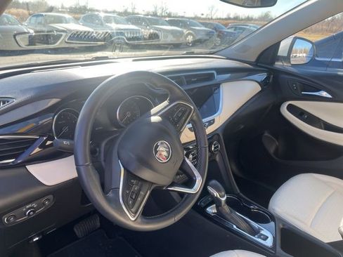 Used 2023 Buick Encore GX Select image 5