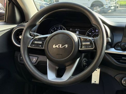 Used 2023 Kia Forte LXS FWD image 13