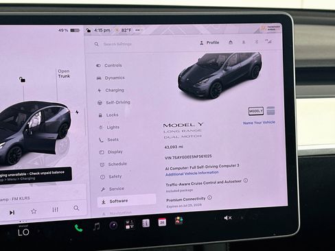 Used 2022 Tesla Model Y Long Range AWD/4WD image 18