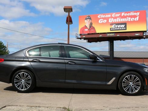 Used 2018 BMW 530i xDrive AWD/4WD image 8