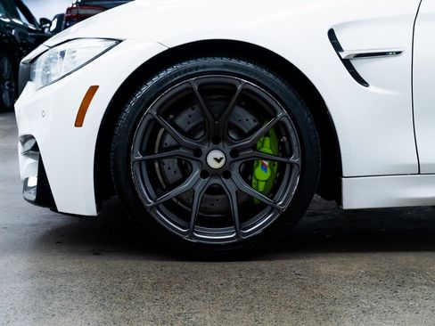 Used 2015 BMW M4 Coupe image 7