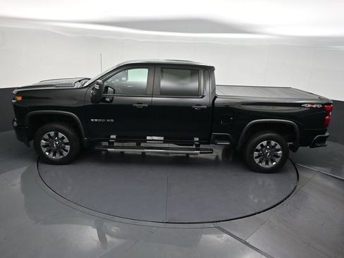 Used 2022 Chevrolet Silverado 2500 Custom w/ Custom Convenience Package AWD/4WD image 20