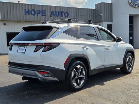 Used 2025 Hyundai Tucson SEL FWD image 6