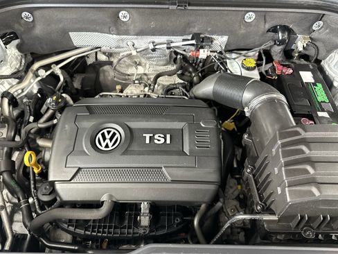 Used 2018 Volkswagen Atlas S image 32