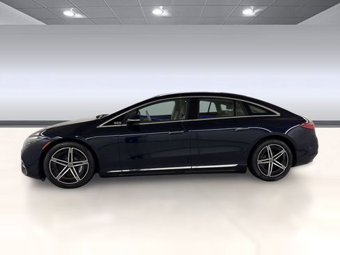 Certified 2023 Mercedes-Benz EQS 580 4MATIC Sedan image 2