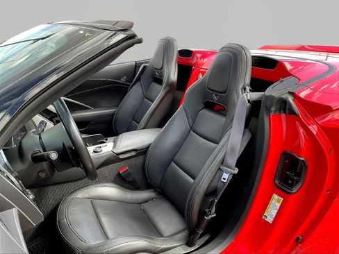 Used 2017 Chevrolet Corvette Stingray Convertible RWD image 21