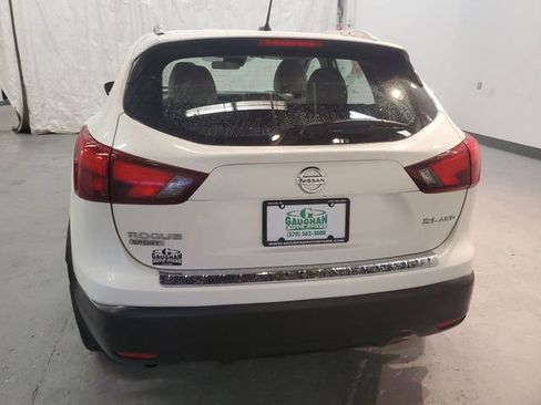 Used 2018 Nissan Rogue Sport SL w/ SL Premium Package AWD/4WD image 5