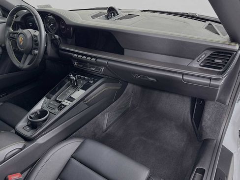 Used 2022 Porsche 911 Carrera 4 GTS image 30