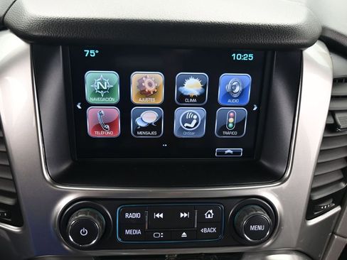 Used 2020 Chevrolet Suburban LT image 21