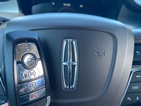 Used 2021 Lincoln Nautilus FWD w/ Equipment Group 101A image 45