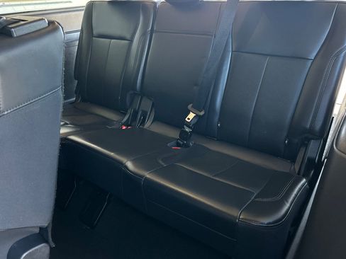 Used 2024 Ford Expedition Max XLT image 14