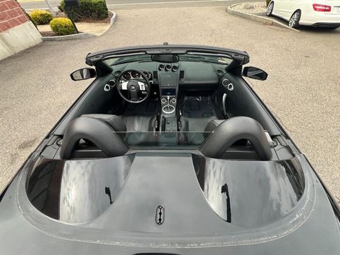 Used 2004 Nissan 350Z Touring image 10