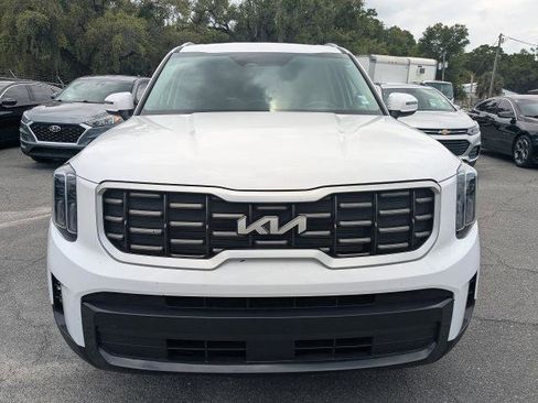 Used 2025 Kia Telluride S FWD image 9