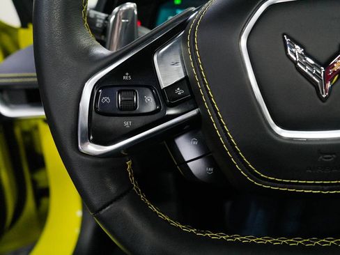 Used 2024 Chevrolet Corvette Stingray Premium Conv w/ Z51 Performance Package RWD image 29