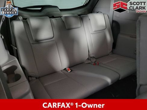 Used 2017 Toyota Highlander LE FWD image 15