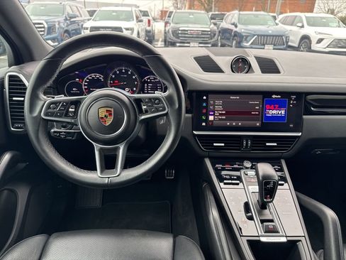 Used 2022 Porsche Cayenne S AWD/4WD image 13