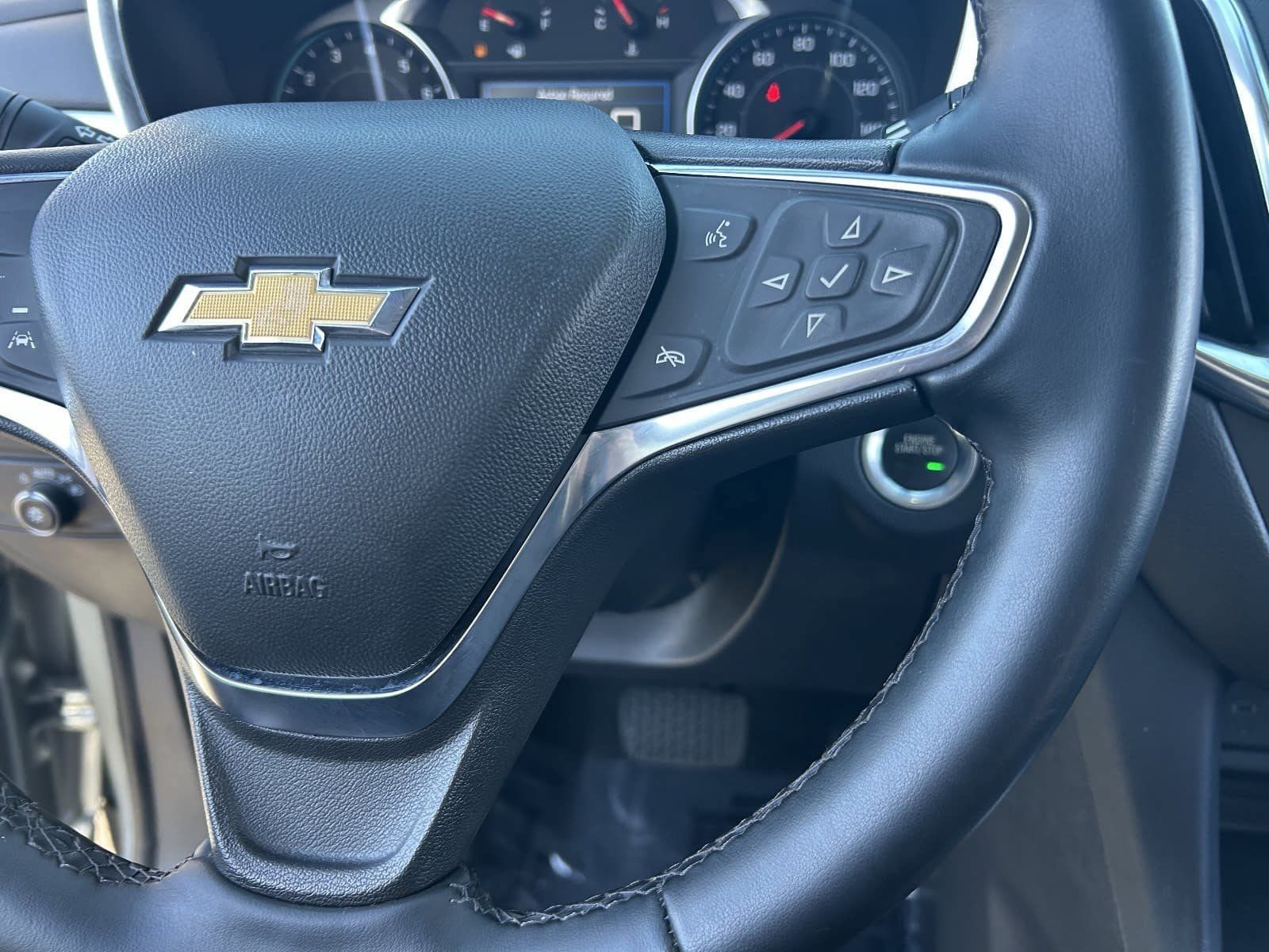 Used 2024 Chevrolet Equinox LT FWD image 30