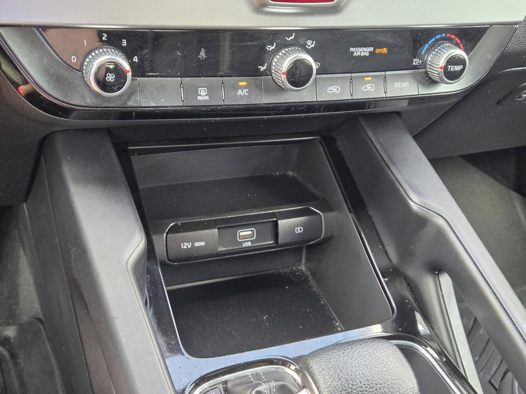 Used 2021 Kia Telluride LX AWD/4WD image 29