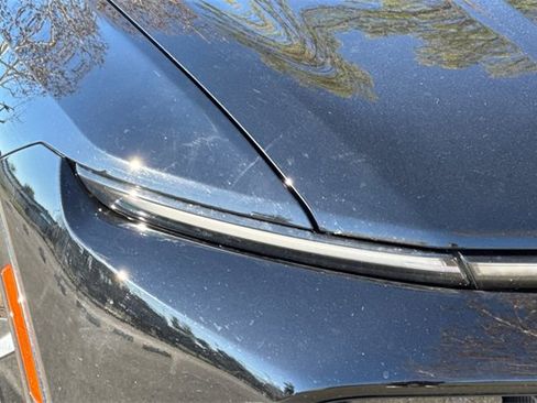 Certified 2024 Chevrolet Equinox EV LT image 43