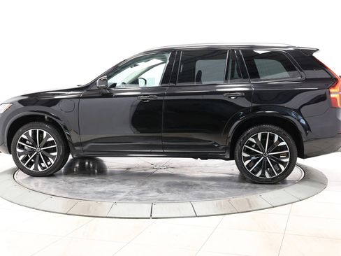 Used 2025 Volvo XC90 T8 Plus w/ Protection Package Premier AWD/4WD image 7