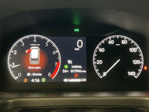 Used 2025 Honda Odyssey Touring image 17