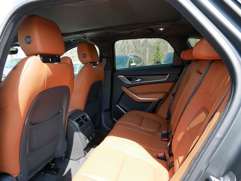 New 2026 Jaguar F-PACE R-Dynamic S image 5