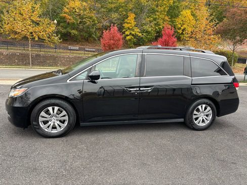 Used 2017 Honda Odyssey EX-L image 4