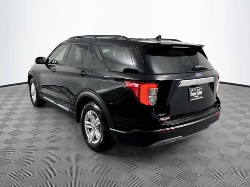 Used 2020 Ford Explorer XLT w/ Equipment Group 202A RWD image 5