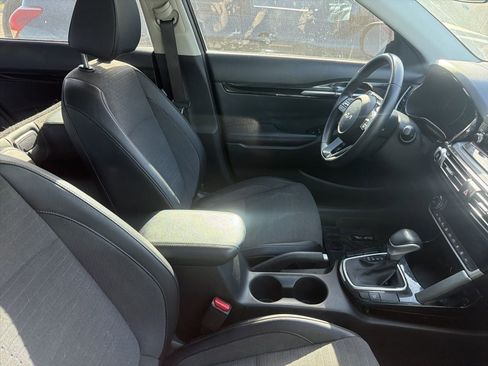 Used 2023 Kia Seltos S image 12