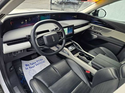 Used 2024 Lincoln Nautilus Reserve w/ Equipment Group 203A image 14