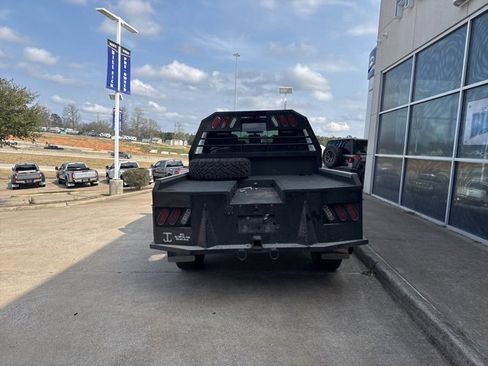 Used 2025 Ford F250 Lariat w/ Tremor Off-Road Package image 8