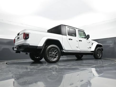 New 2026 Jeep Gladiator Sport AWD/4WD image 54