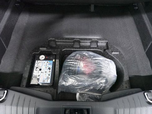 Certified 2025 Ford Mustang Mach-E Premium image 27