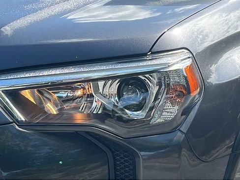 Used 2023 Toyota 4Runner SR5 Premium w/ Moonroof Package AWD/4WD image 27