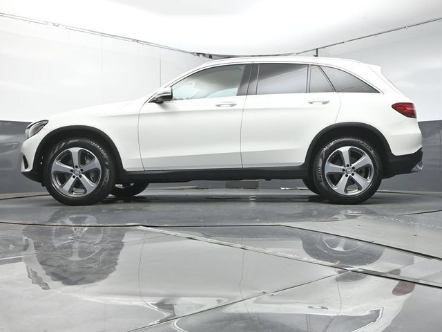 Used 2017 Mercedes-Benz GLC 300 4MATIC image 37
