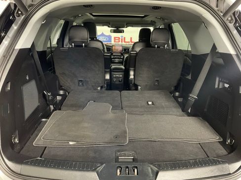Used 2021 Ford Explorer Limited w/ Hybrid Equipment Group 310A RWD image 11