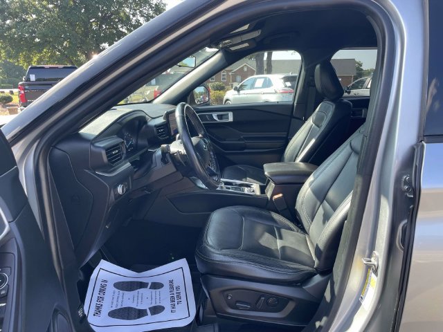 Certified 2020 Ford Explorer XLT AWD/4WD image 18