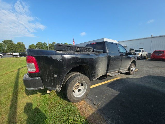 Used 2024 RAM 3500 Tradesman w/ Bed Utility Group AWD/4WD image 7